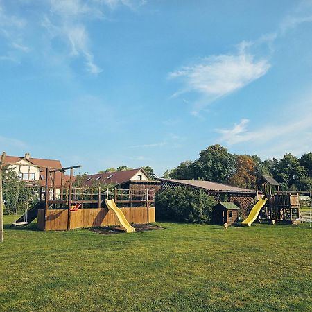 Hotel Viesu Nams Kapsargi Windawa Zewnętrze zdjęcie
